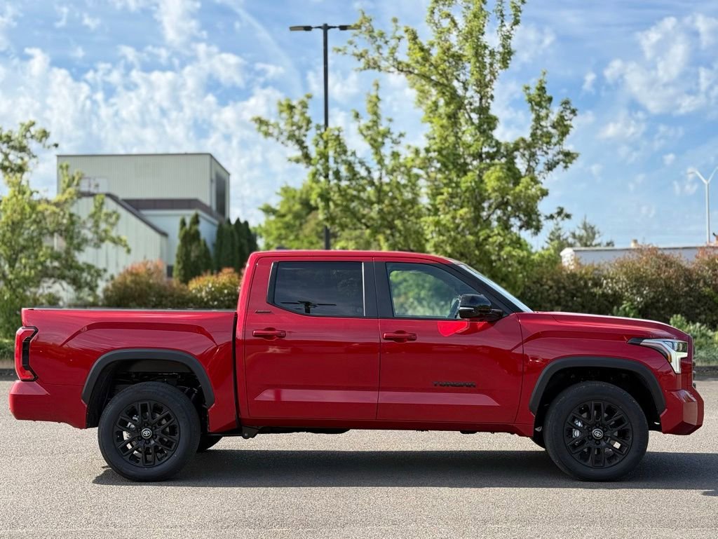 Used 2026 Toyota Tundra Limited AWD/4WD image 5