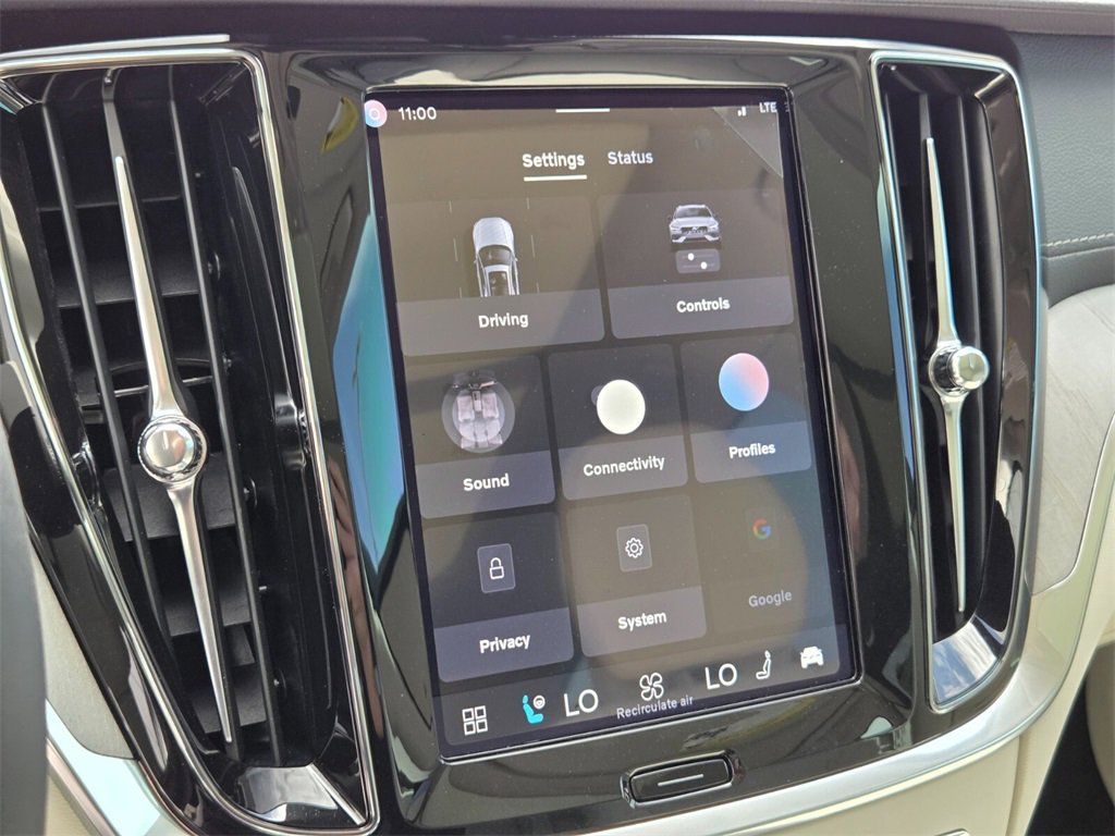 New 2026 Volvo V60 B5 Cross Country Ultra w/ Climate Package image 24