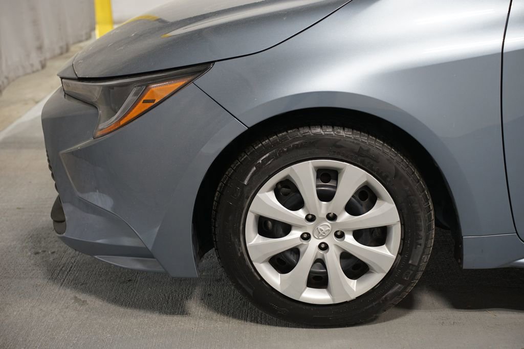 Certified 2023 Toyota Corolla LE image 5