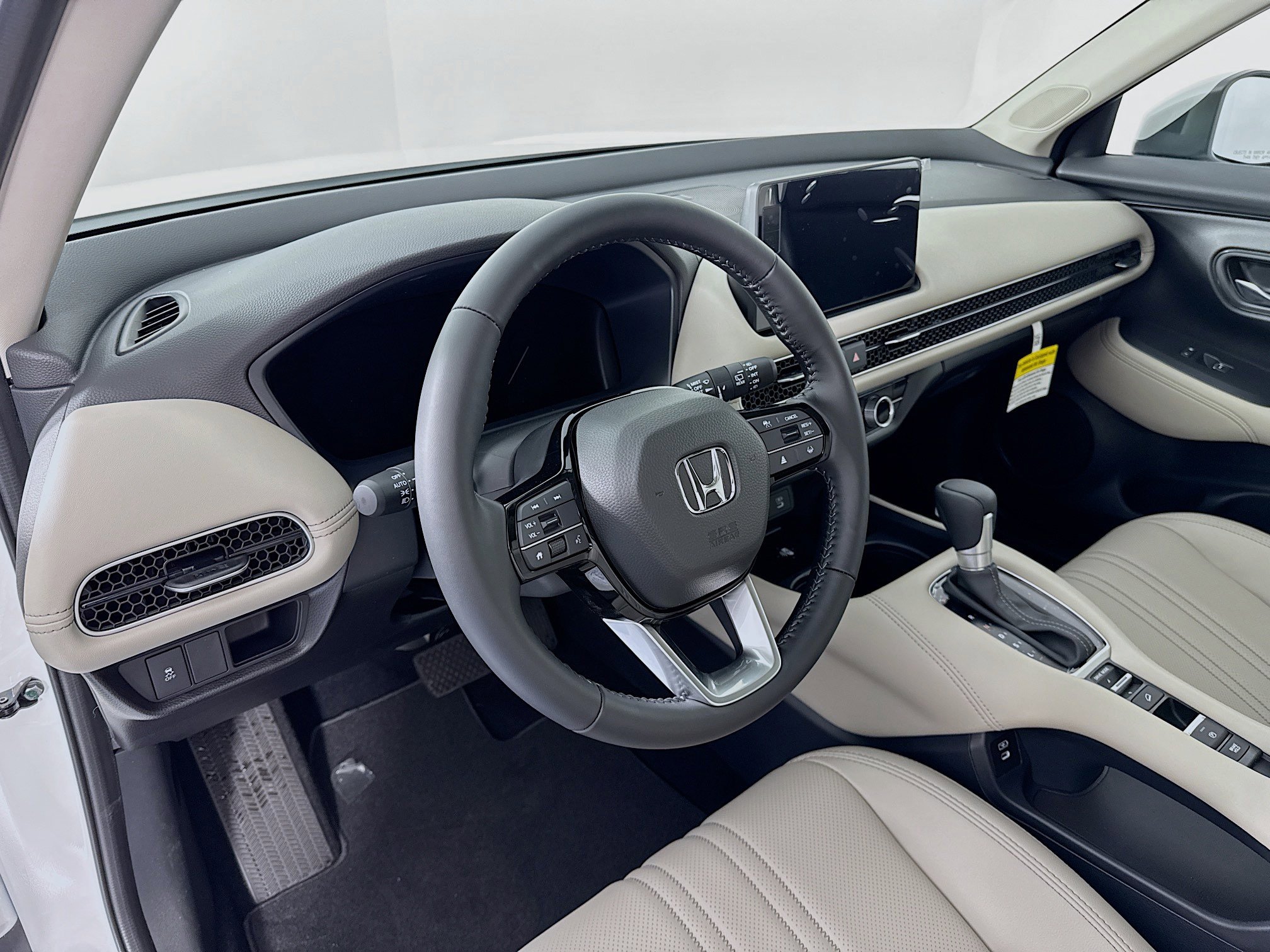 New 2026 Honda HR-V EX-L image 9