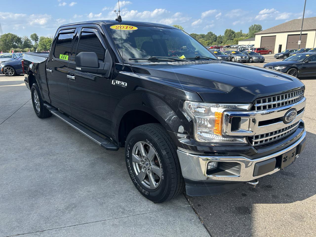 Used 2019 Ford F150 XLT w/ Equipment Group 302A Luxury AWD/4WD image 3
