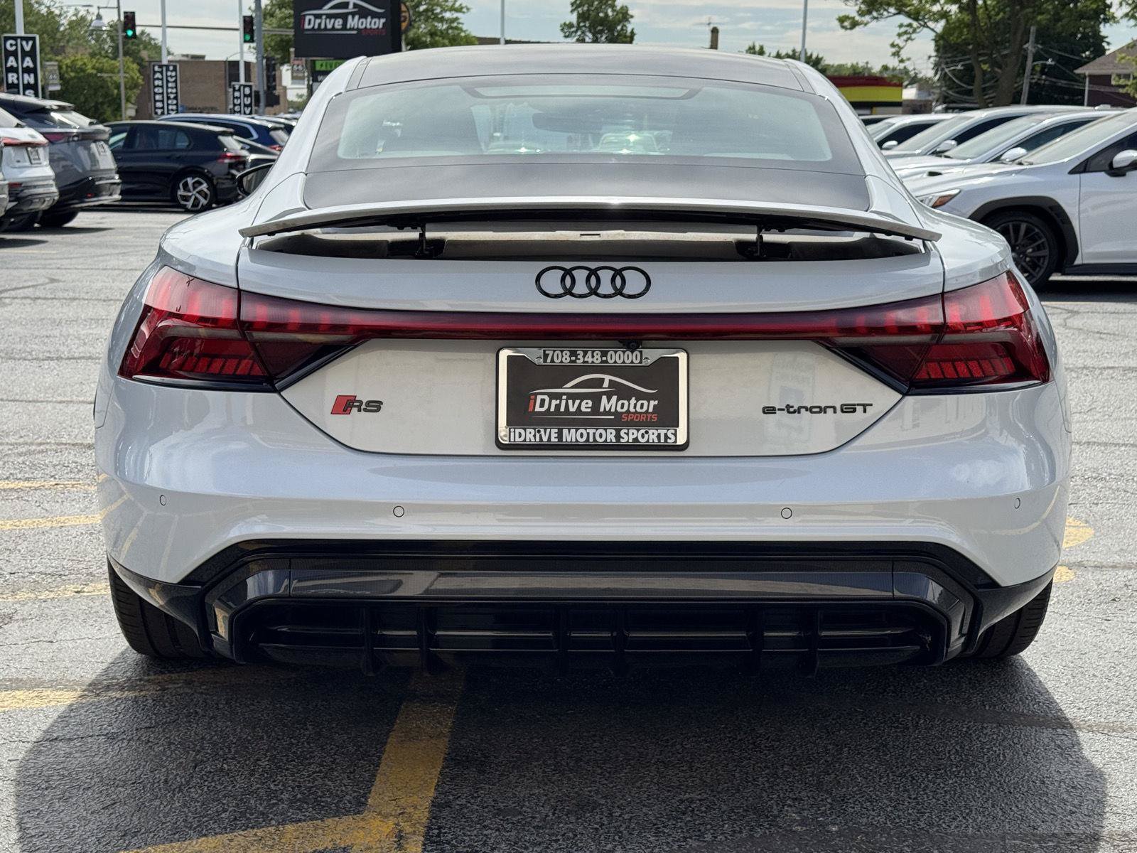 Used 2023 Audi RS e-tron GT w/ Carbon Performance Package AWD/4WD image 8