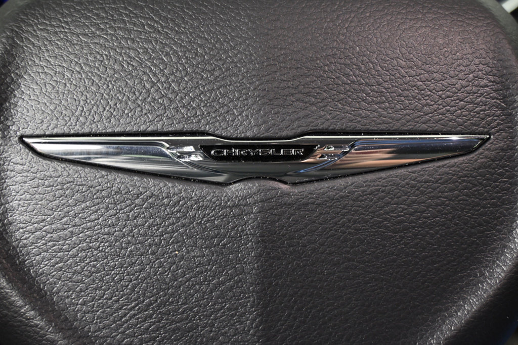 Used 2023 Chrysler Voyager LX FWD image 36