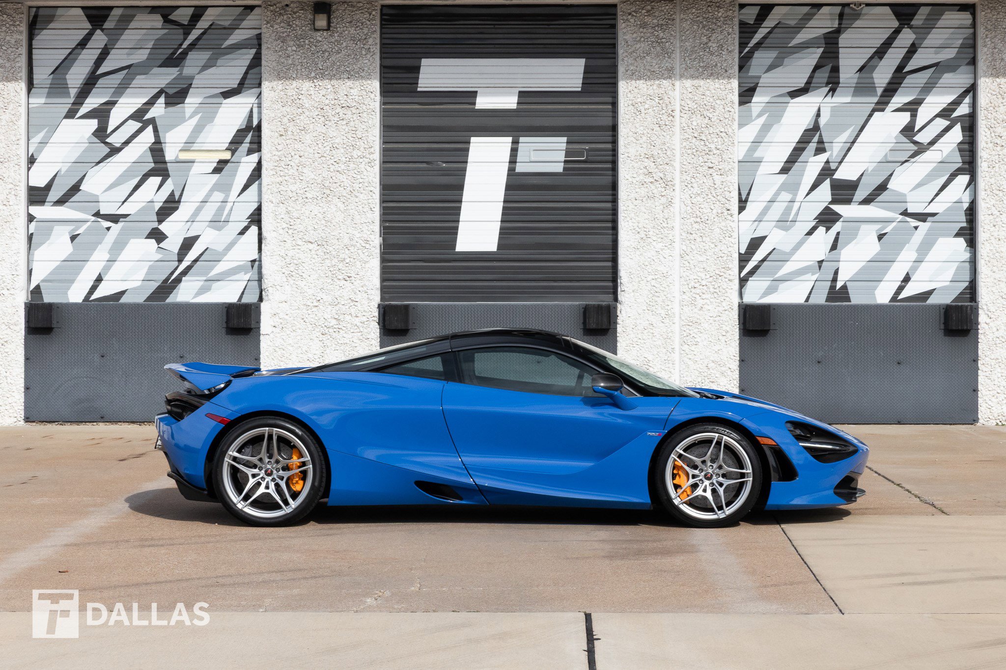 Used 2018 McLaren 720S image 24