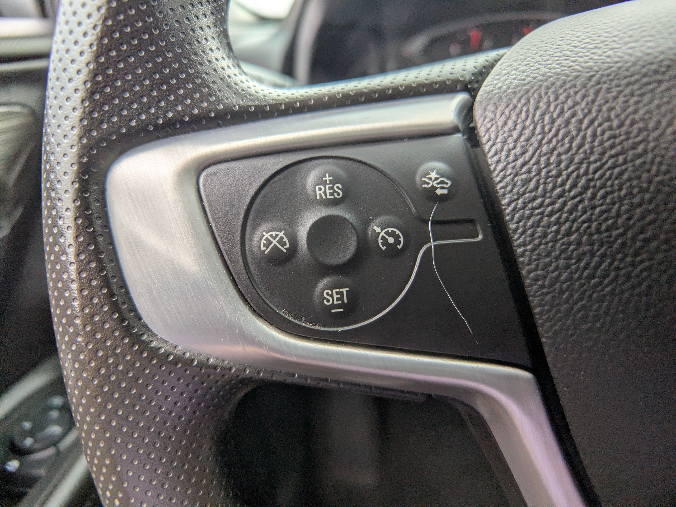 Used 2024 GMC Terrain SLE AWD/4WD image 23