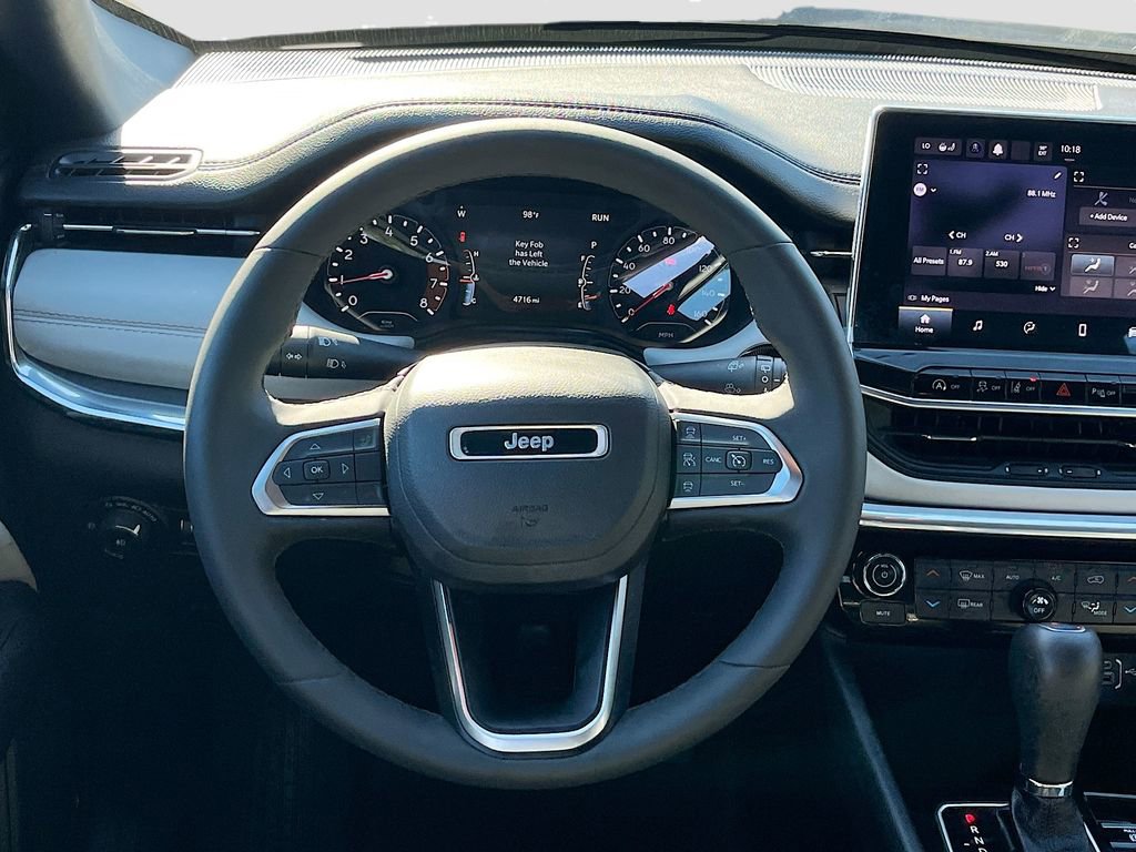 Used 2023 Jeep Compass Limited AWD/4WD image 11