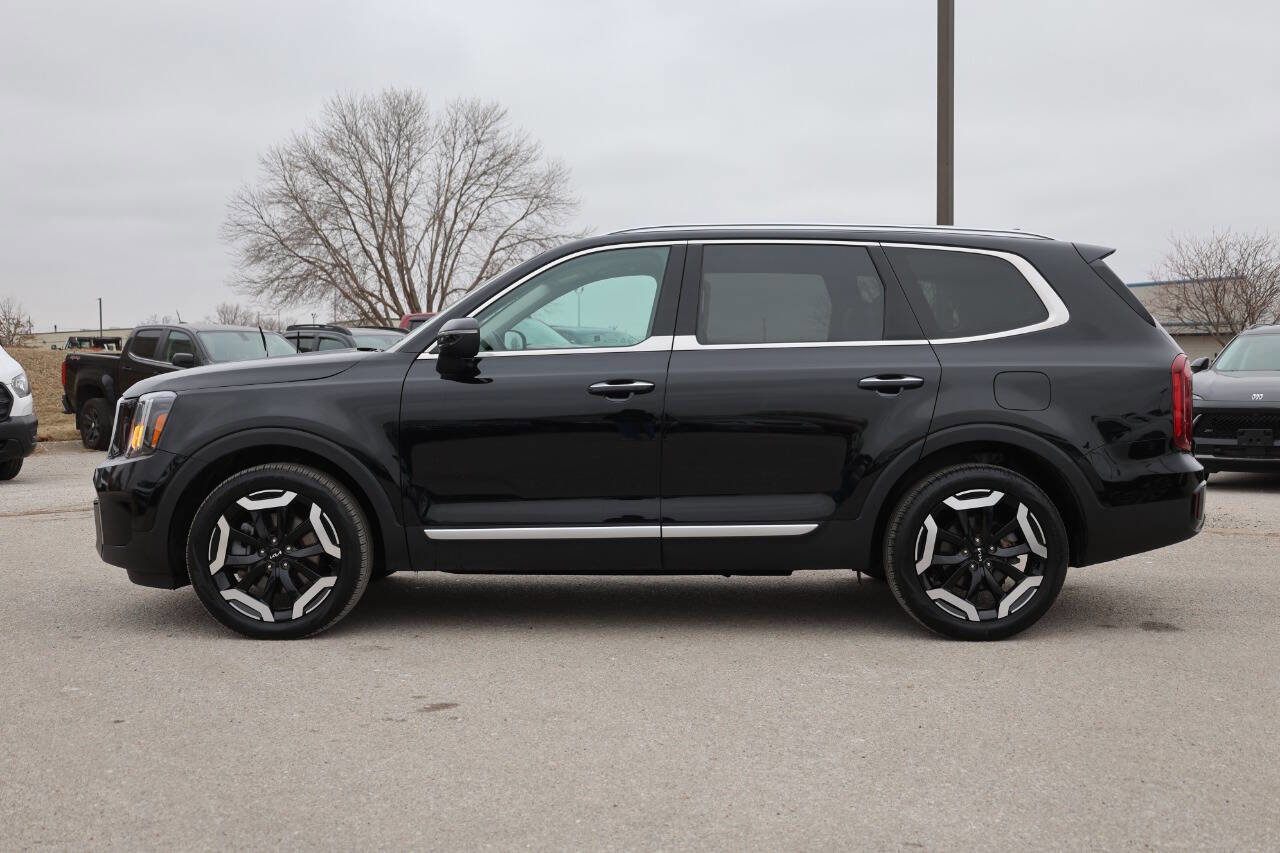 Used 2024 Kia Telluride S AWD/4WD image 8