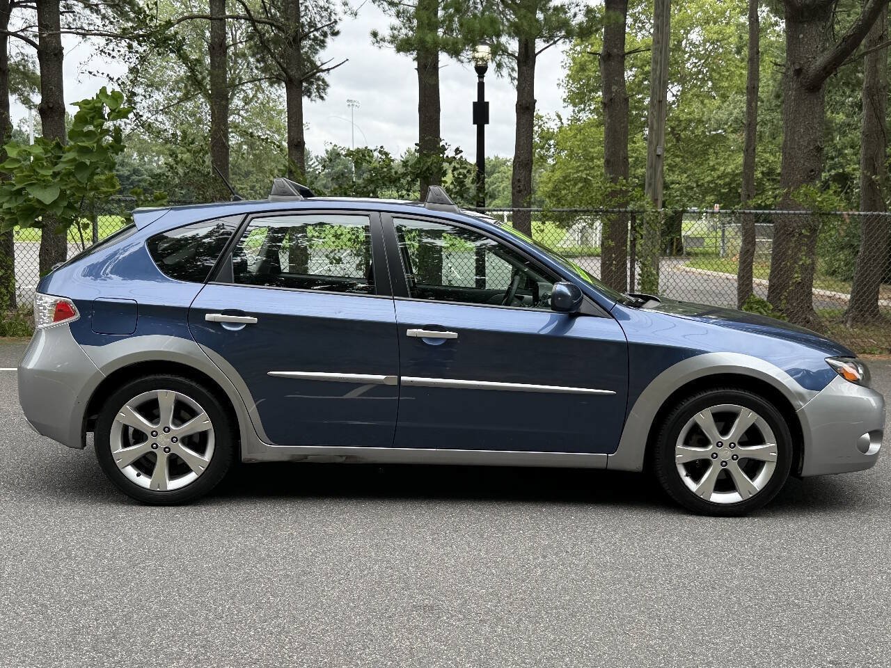 Used 2011 Subaru Impreza Outback Sport AWD/4WD image 4