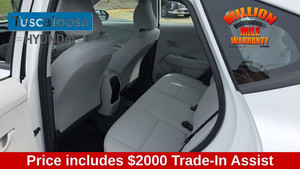 Used 2025 Hyundai Kona SE FWD image 24