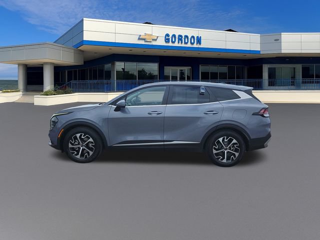 Used 2024 Kia Sportage EX FWD image 2