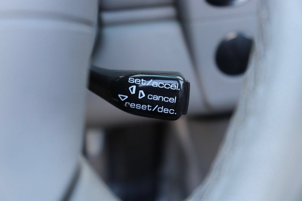Used 2000 Porsche 911 Cabriolet image 47