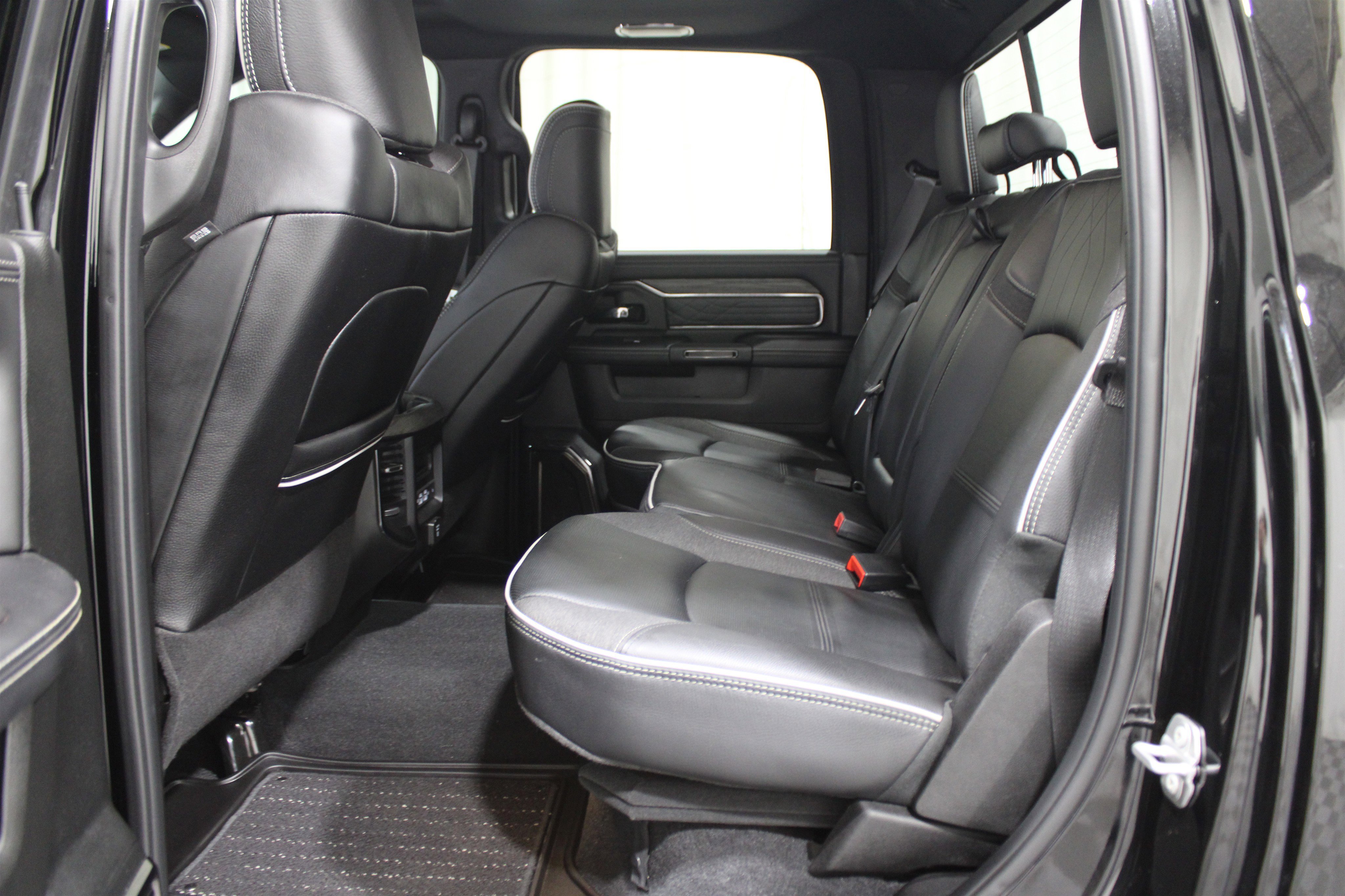 Used 2025 RAM 2500 Limited image 25