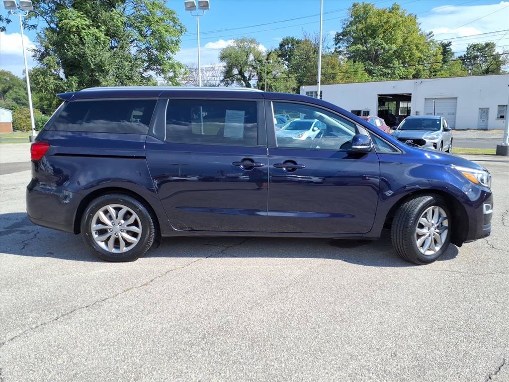 Used 2020 Kia Sedona EX FWD image 3