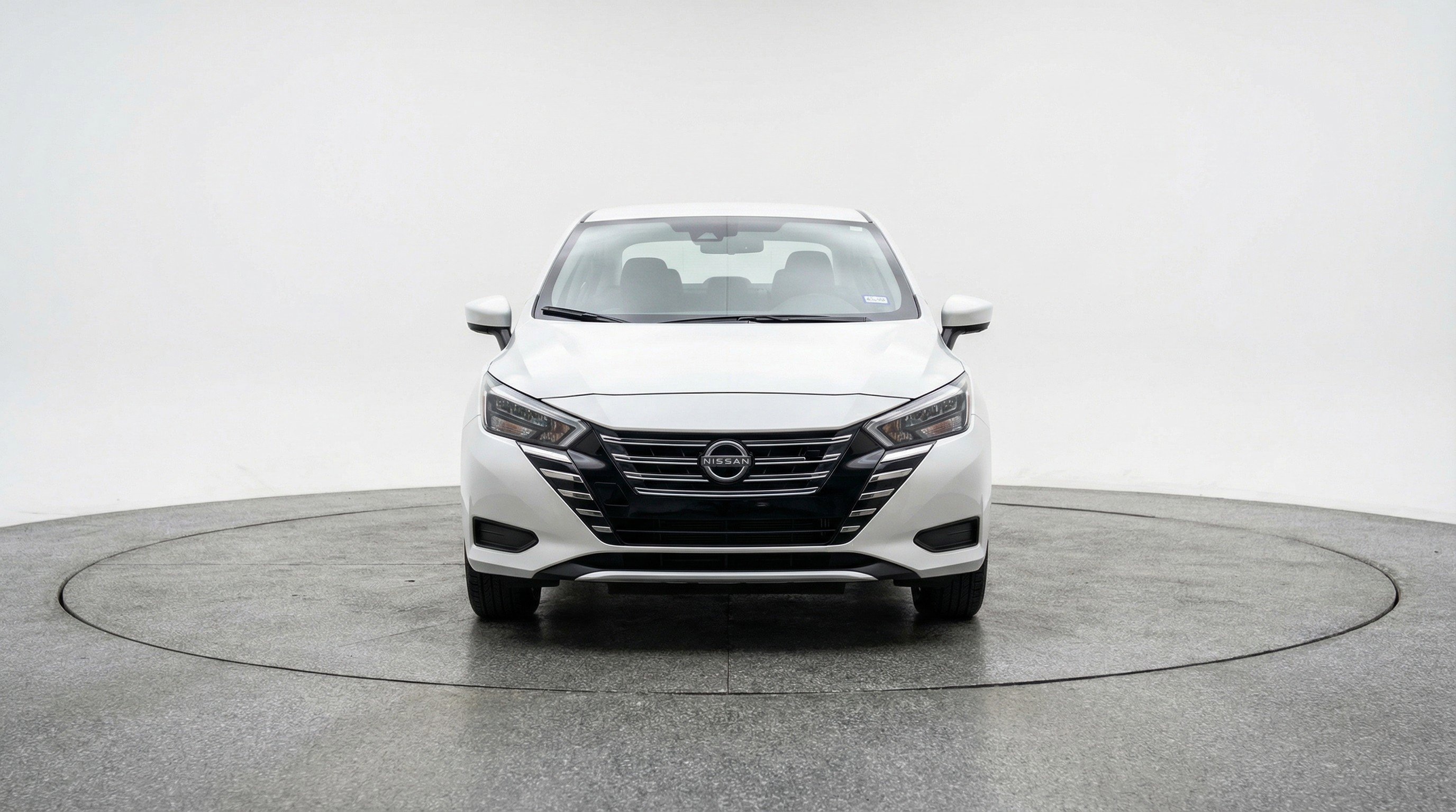 Used 2025 Nissan Versa SV w/ Trunk Package image 2