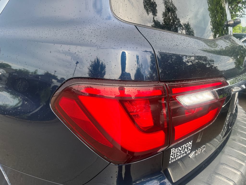 Used 2024 INFINITI QX80 Luxe AWD/4WD image 39
