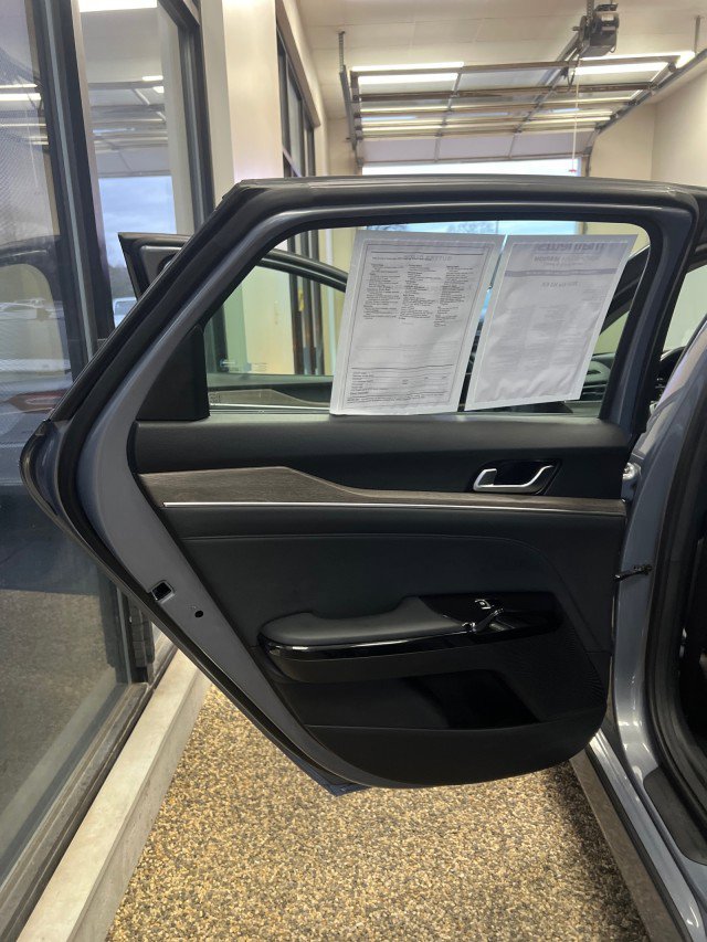 Used 2024 Kia K5 EX image 16