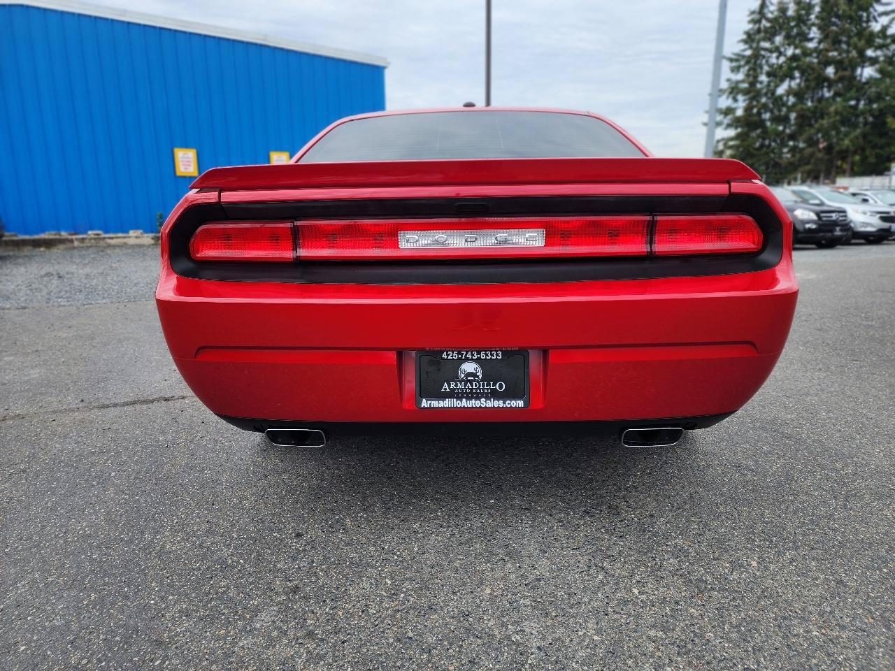 Used 2012 Dodge Challenger R/T RWD image 7