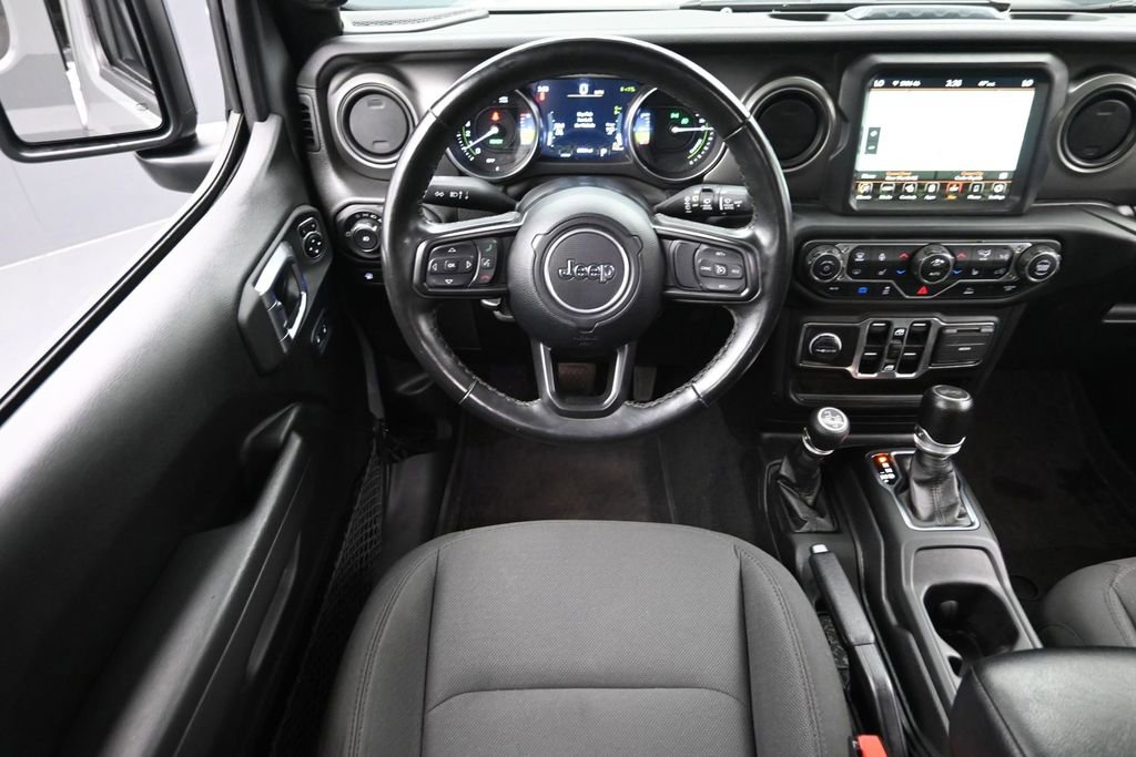 Used 2023 Jeep Wrangler Unlimited w/ Cold Weather Group AWD/4WD image 11