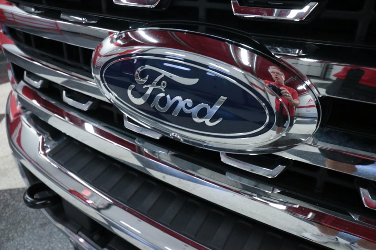 Used 2023 Ford F250 Lariat w/ Lariat Ultimate Package image 37
