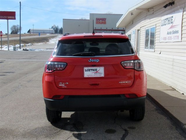 Used 2021 Jeep Compass Sport w/ Cold Weather Group image 8