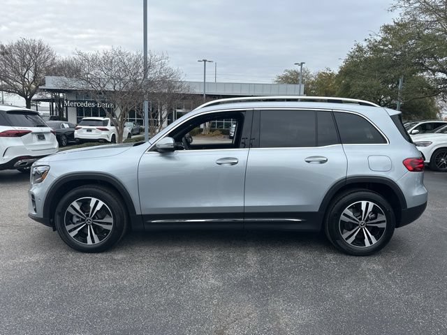 Used 2026 Mercedes-Benz GLB 250 image 3