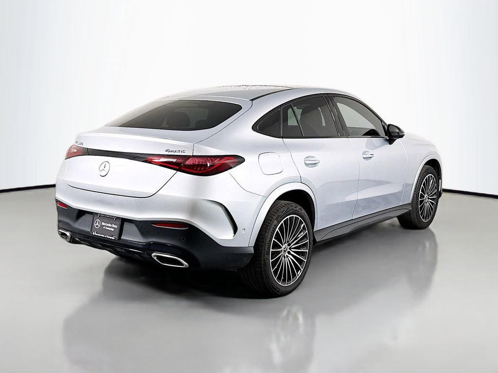 Used 2024 Mercedes-Benz GLC 300 4MATIC w/ AMG Line image 7