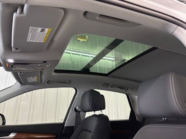 Used 2021 Audi Q5 2.0T Premium image 9