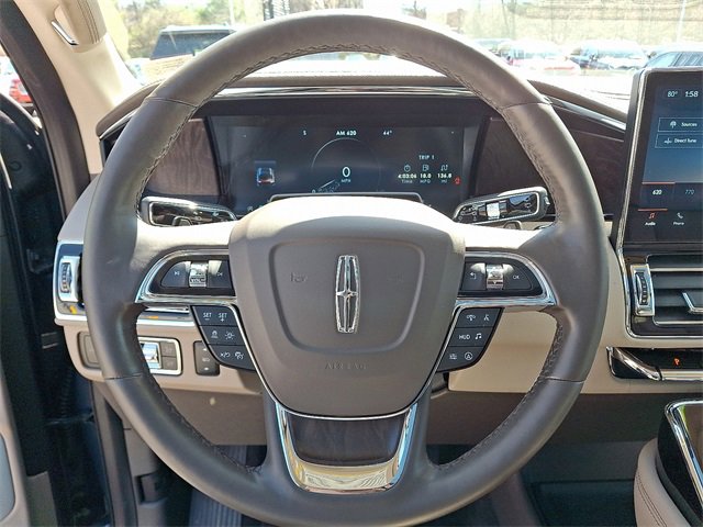 Used 2022 Lincoln Navigator Reserve image 20