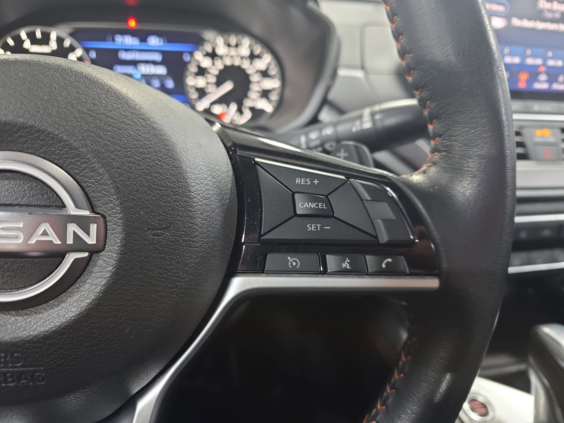 Used 2024 Nissan Altima 2.5 SR image 17