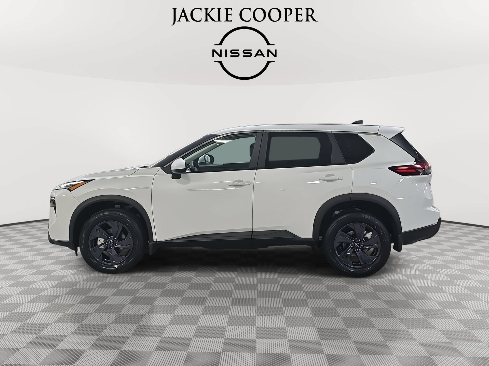 New 2026 Nissan Rogue SV w/ Cold Weather Package FWD image 8