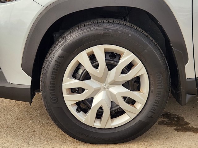 Used 2026 Toyota Corolla Cross L FWD image 8