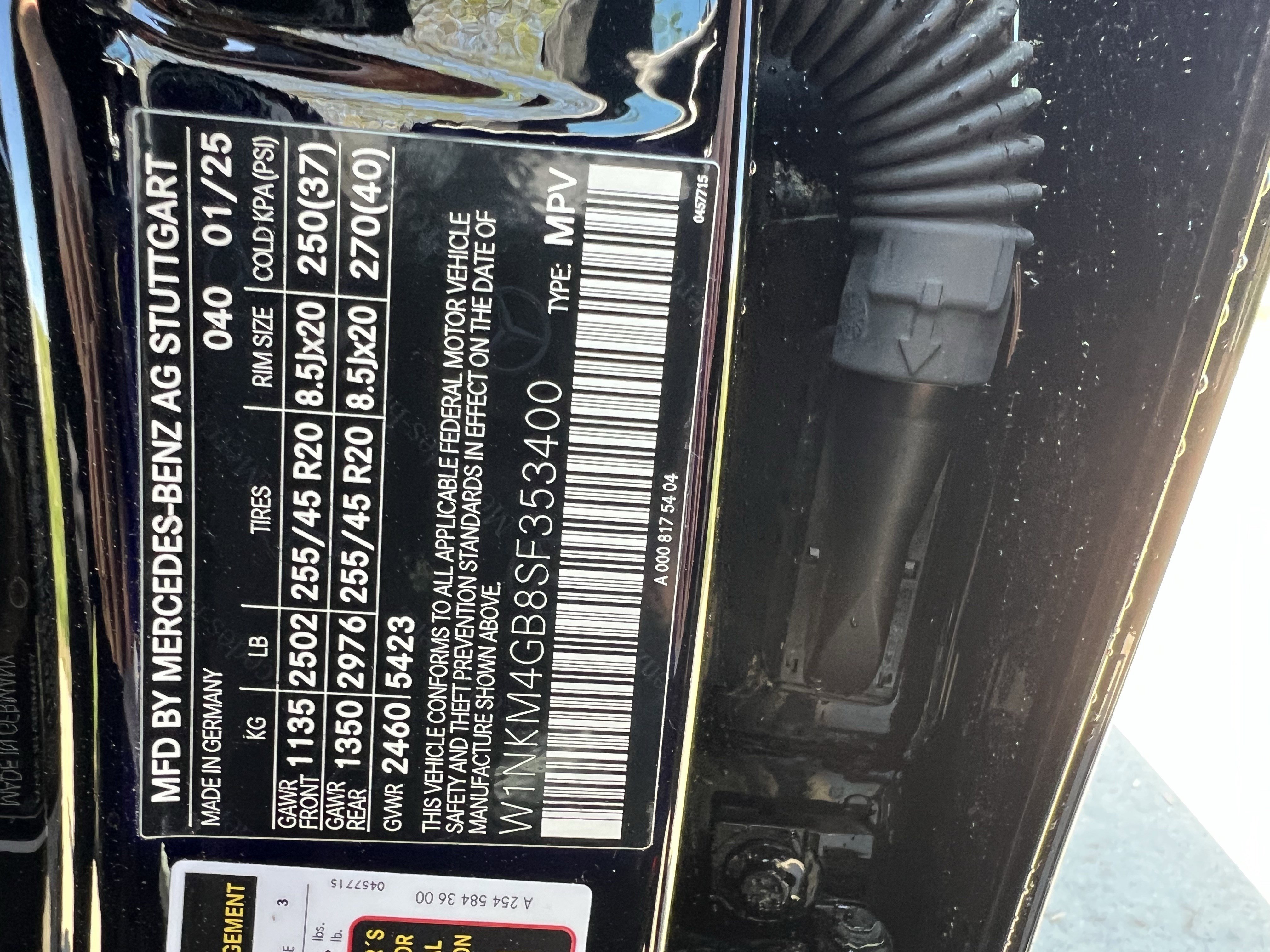 Certified 2025 Mercedes-Benz GLC 300 image 37