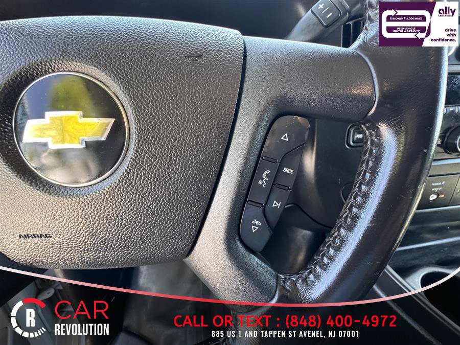 Used 2020 Chevrolet Express 3500 w/ Driver Convenience Package RWD image 23