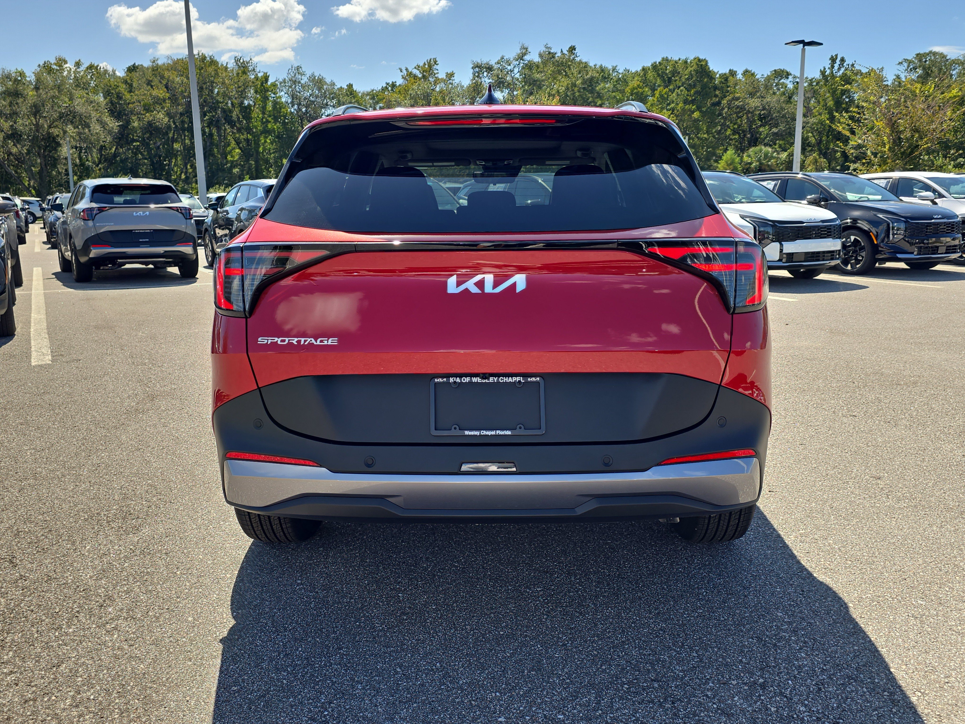 New 2027 Kia Sportage EX FWD image 7
