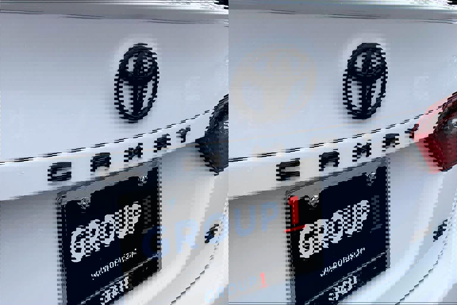 Used 2021 Toyota Camry SE image 30