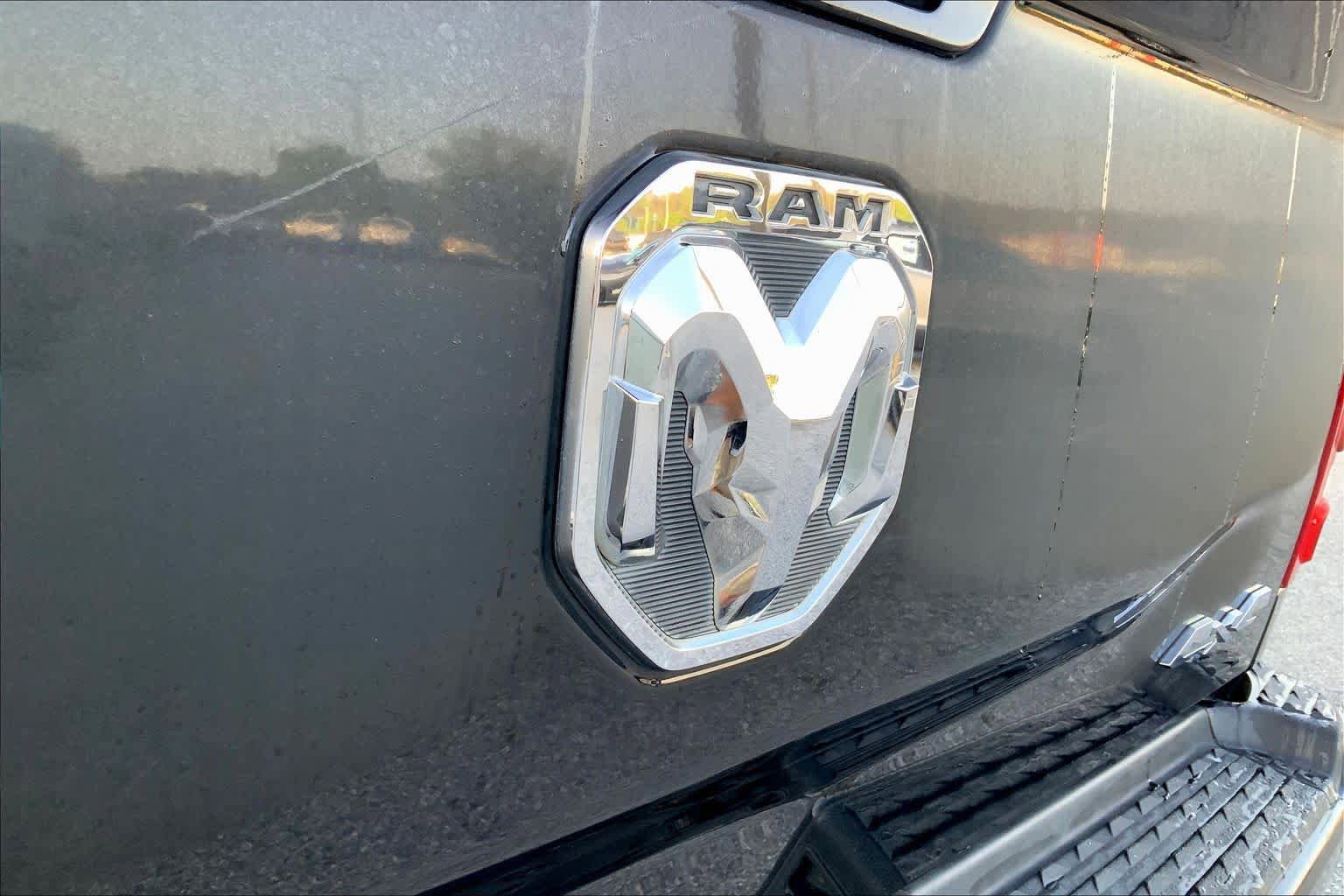 Used 2019 RAM 3500 Limited image 30