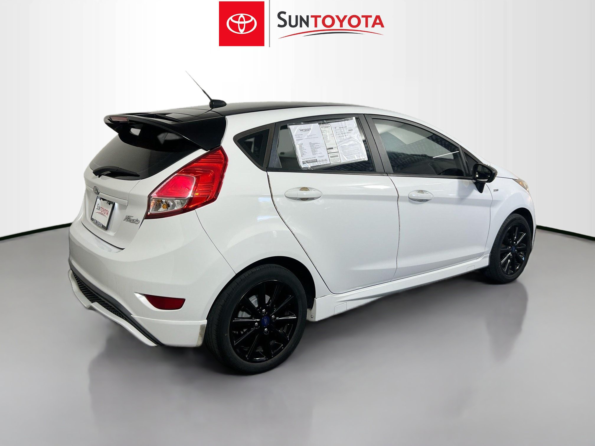 Used 2019 Ford Fiesta ST-Line FWD image 4