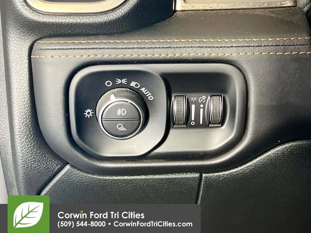 Used 2020 RAM 2500 Limited AWD/4WD image 18