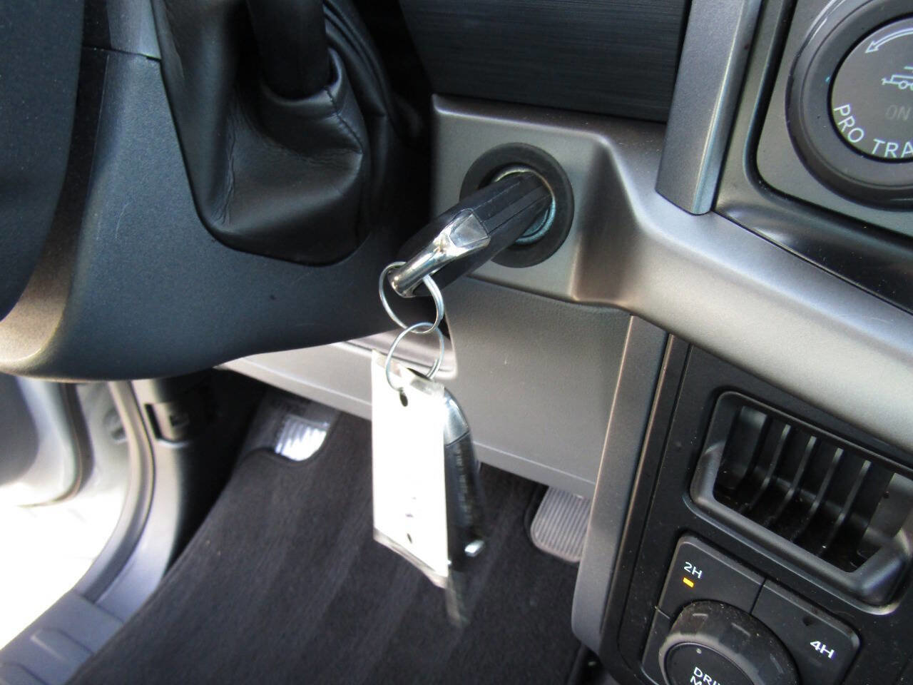 Used 2024 Ford F150 XLT image 22