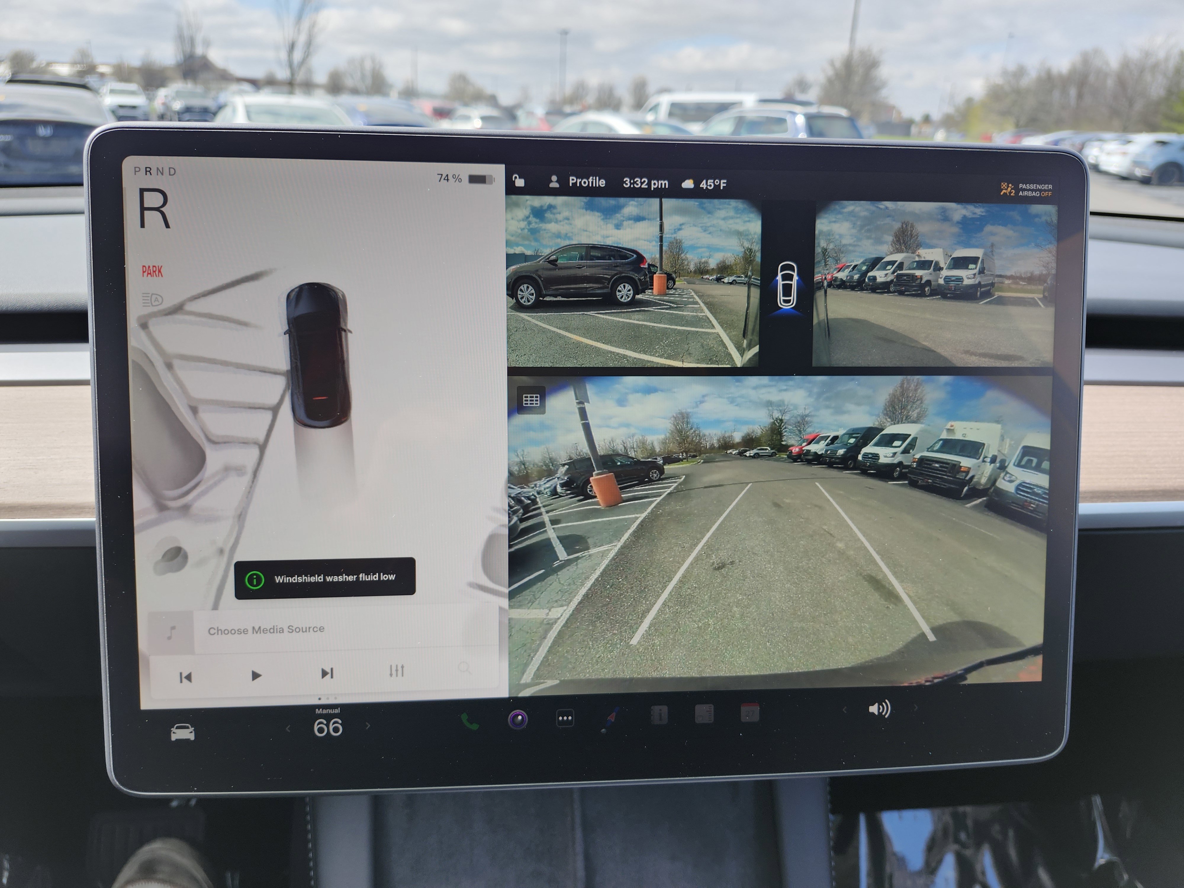 Used 2024 Tesla Model Y Long Range AWD/4WD image 4