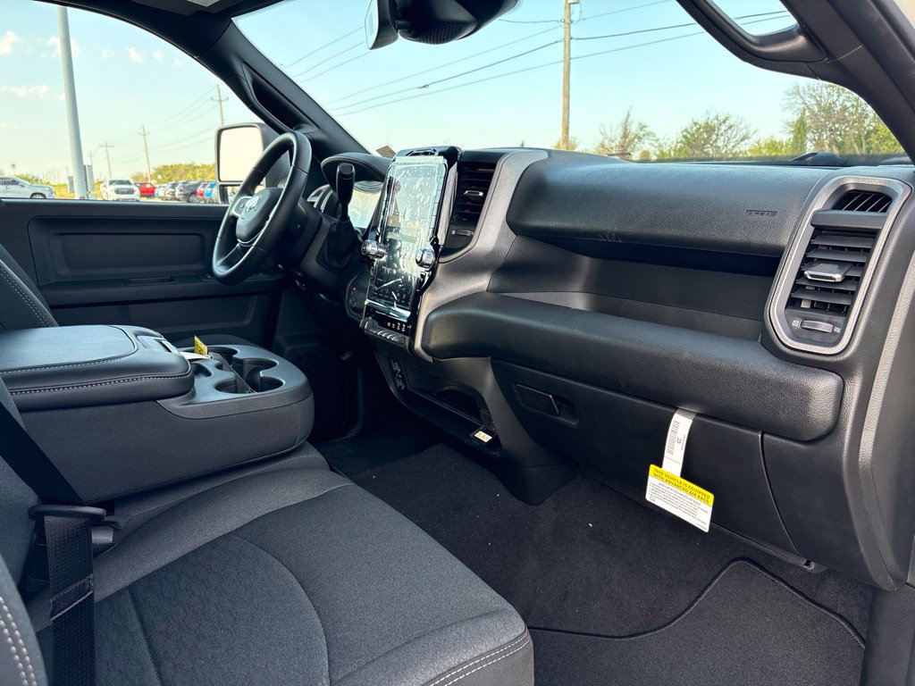 New 2027 RAM 3500 Tradesman AWD/4WD image 28