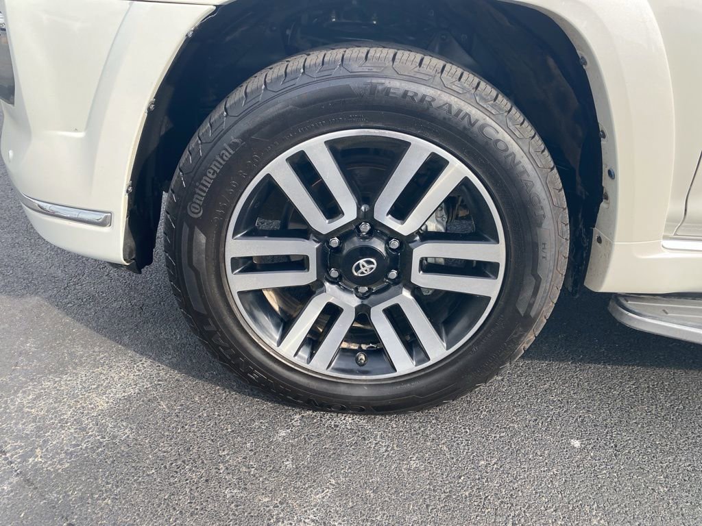 Used 2020 Toyota 4Runner Limited AWD/4WD image 45