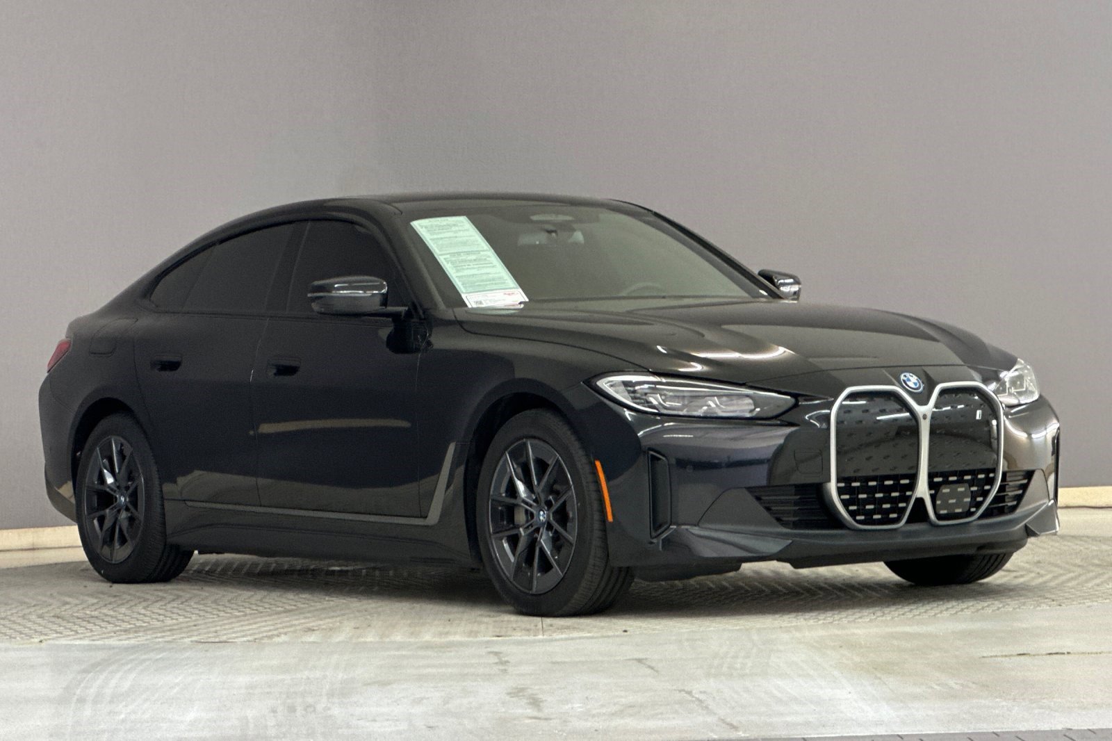 Certified 2023 BMW i4 eDrive35 RWD image 6