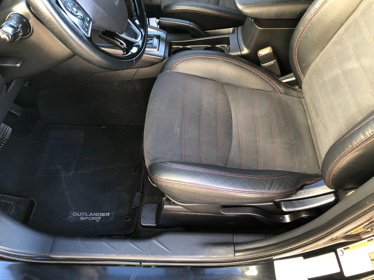 Used 2024 Mitsubishi Outlander Sport AWD image 11