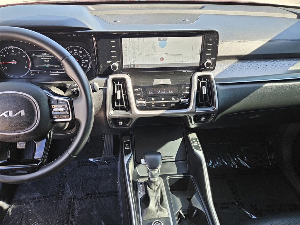 Used 2022 Kia Sorento S image 22