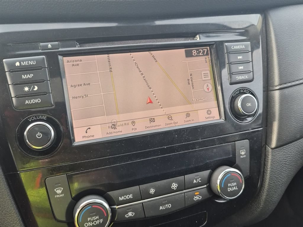Used 2020 Nissan Rogue SV AWD/4WD image 7