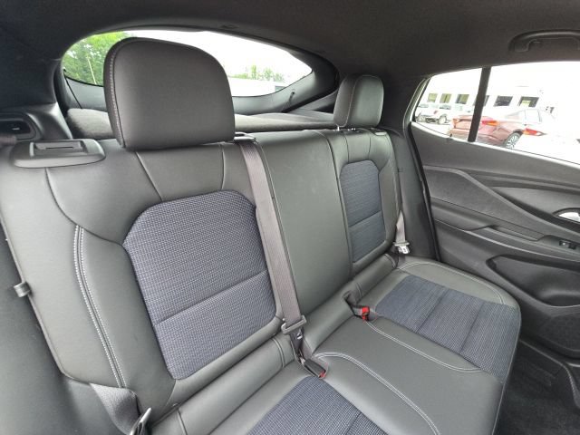 Used 2024 Buick Envista Preferred w/ Convenience I Package FWD image 12