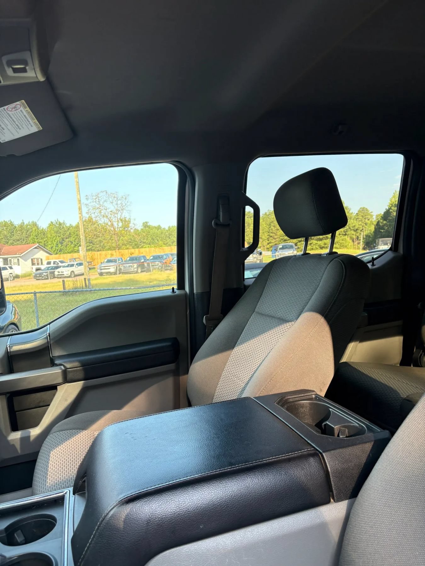 Used 2018 Ford F250 XLT w/ XLT Premium Package AWD/4WD image 16