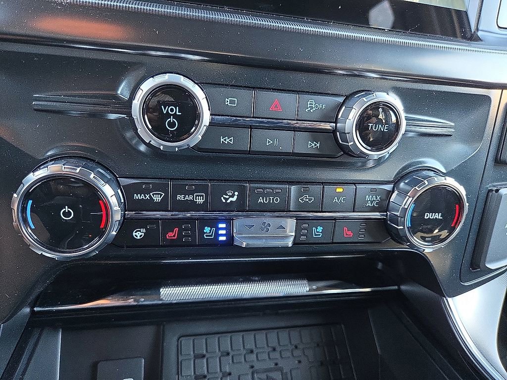 New 2025 Ford F150 Platinum w/ FX4 Off-Road Package image 14