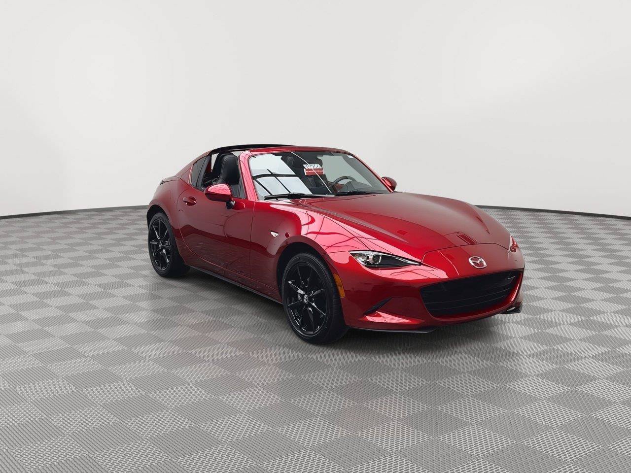 Used 2021 MAZDA MX-5 Miata RF Grand Touring RWD image 28